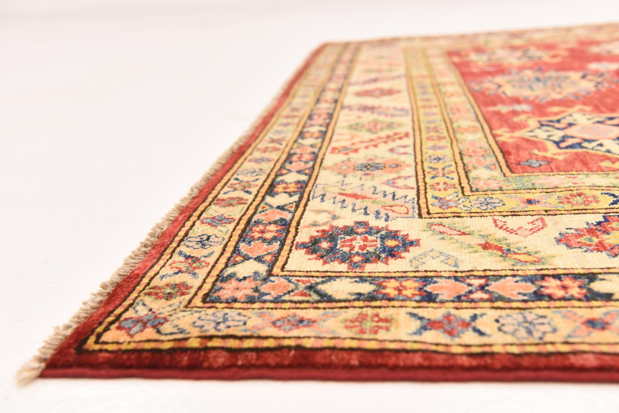 5' 9 x 7' 10 Hand Knotted Kazak Oriental Rug