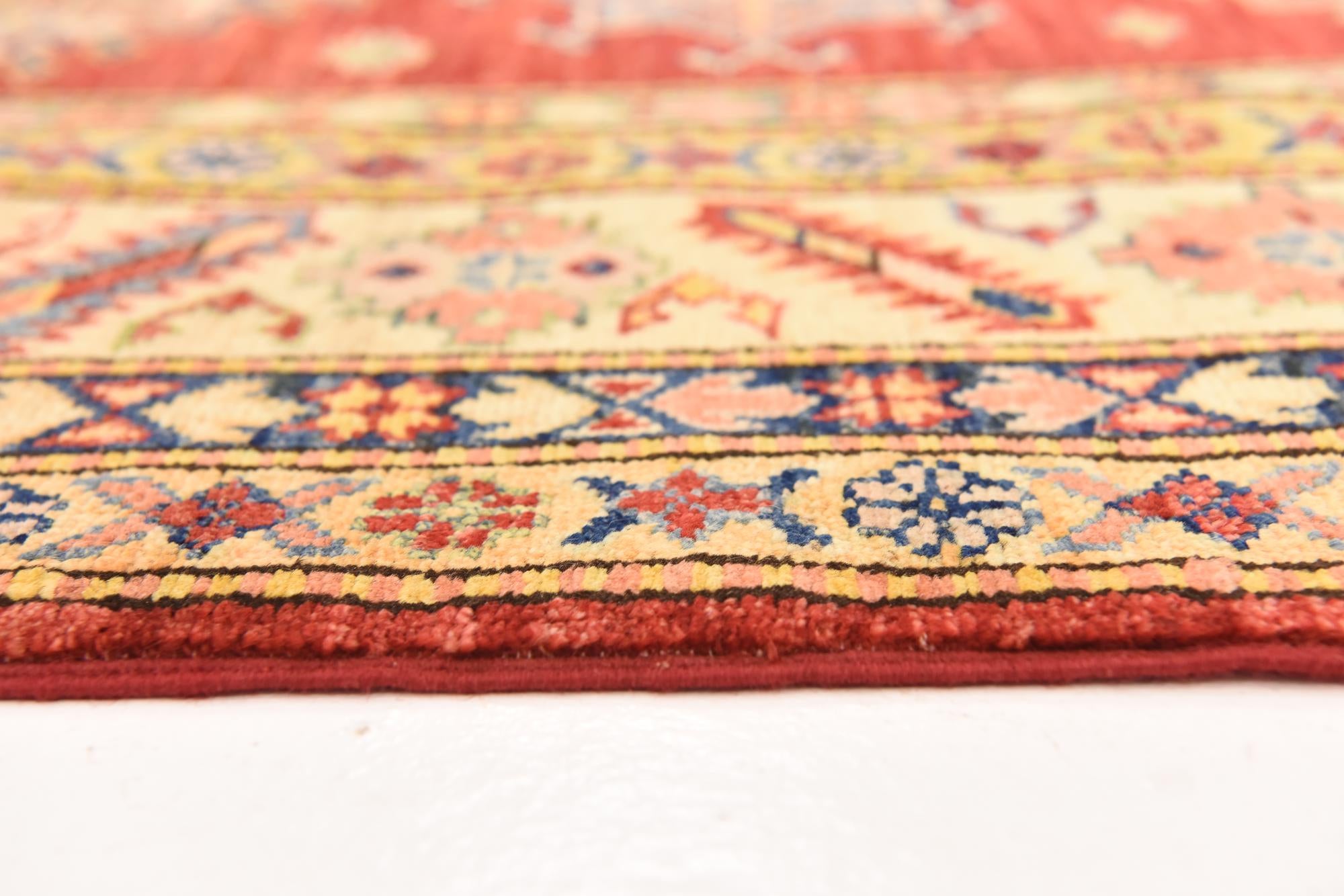5' 9 x 7' 10 Hand Knotted Kazak Oriental Rug