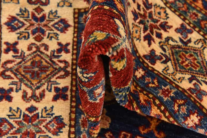 5' 7 x 7' 10 Hand Knotted Kazak Oriental Rug