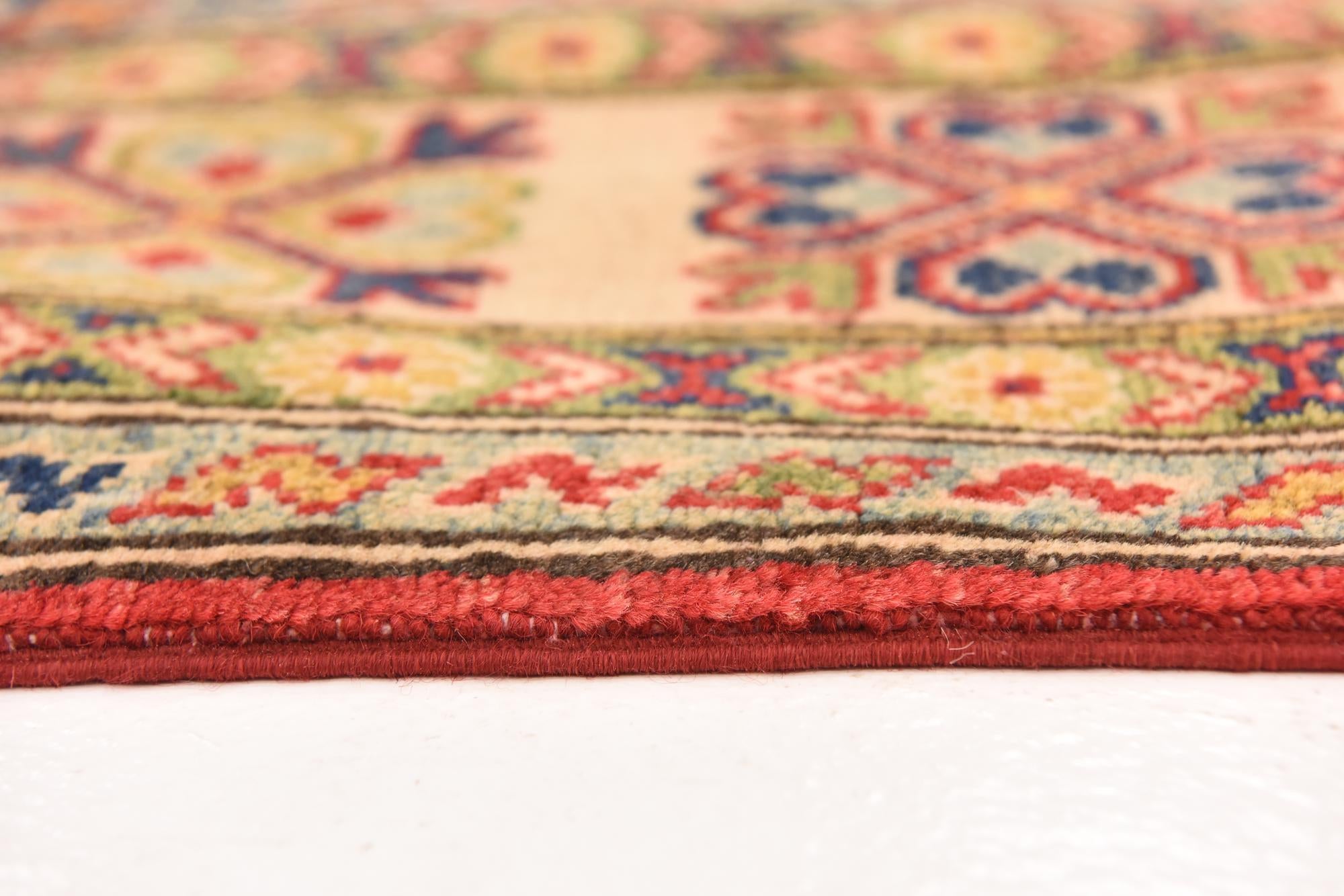 6' 1 x 9' Hand Knotted Kazak Rug