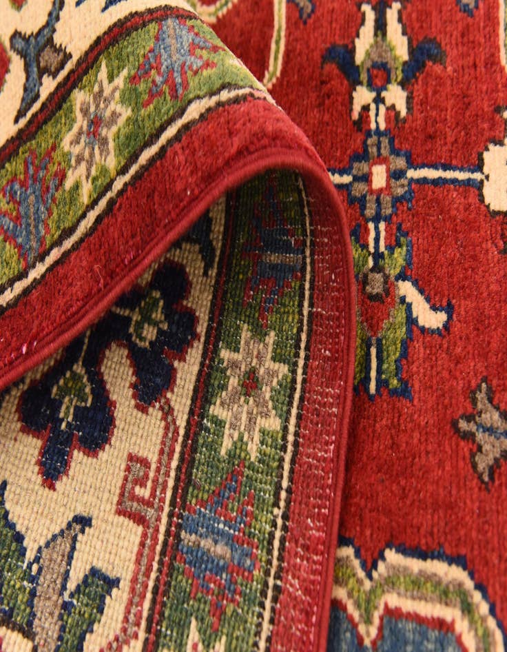 Detail image of 6' 4 x 9' 8  Hand Knotted Kazak Rug