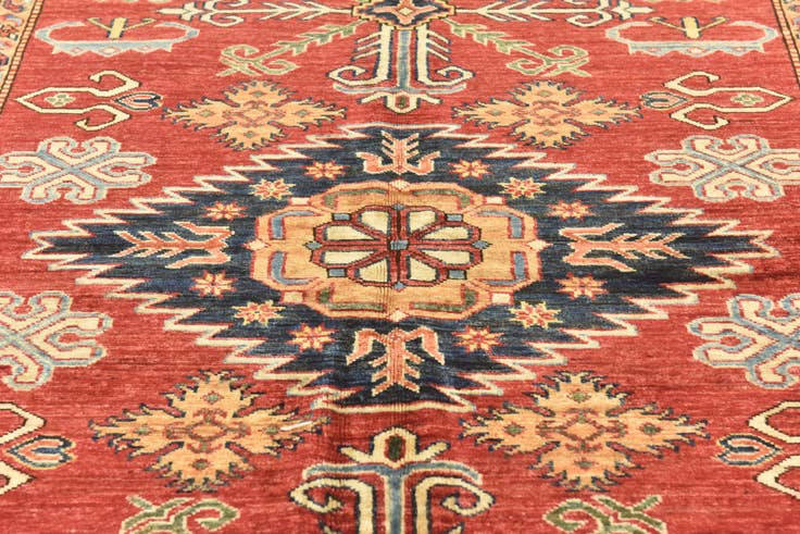 Detail image of 6' x 8' 2 Hand Knotted Kazak Oriental Rug