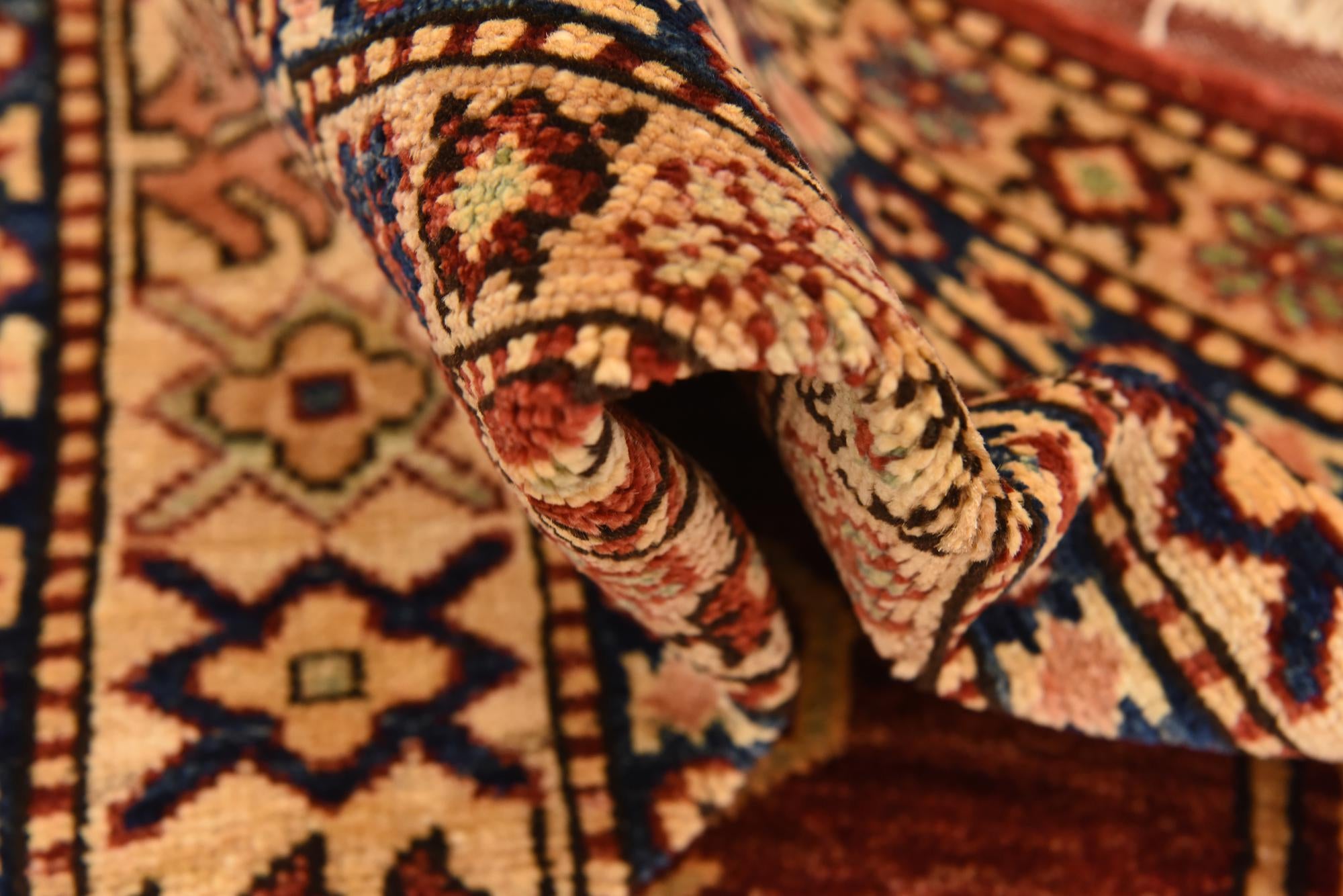 5' 9 x 7' 11 Hand Knotted Kazak Oriental Rug