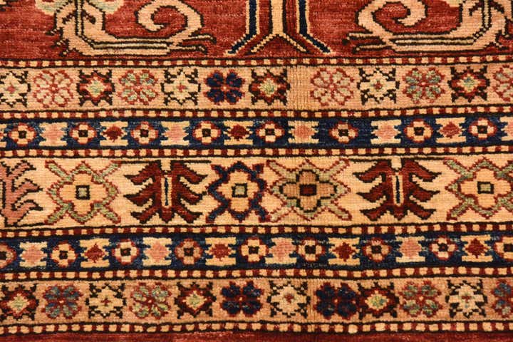5' 9 x 7' 11 Hand Knotted Kazak Oriental Rug