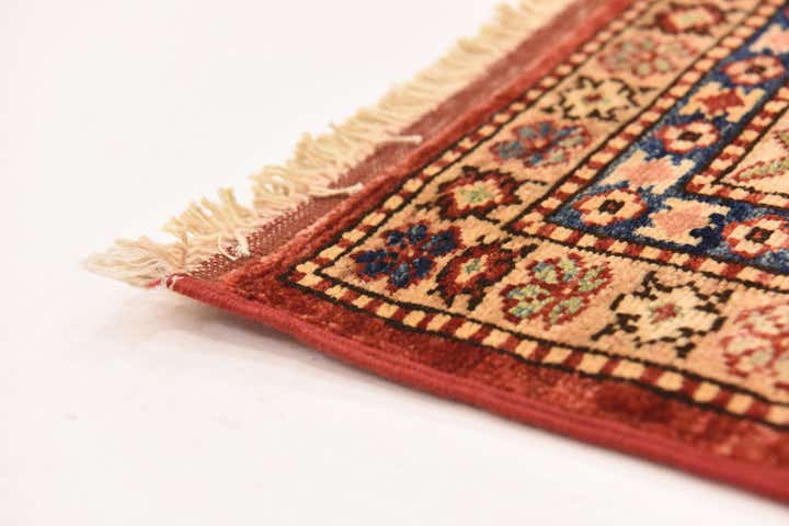 5' 9 x 7' 11 Hand Knotted Kazak Oriental Rug