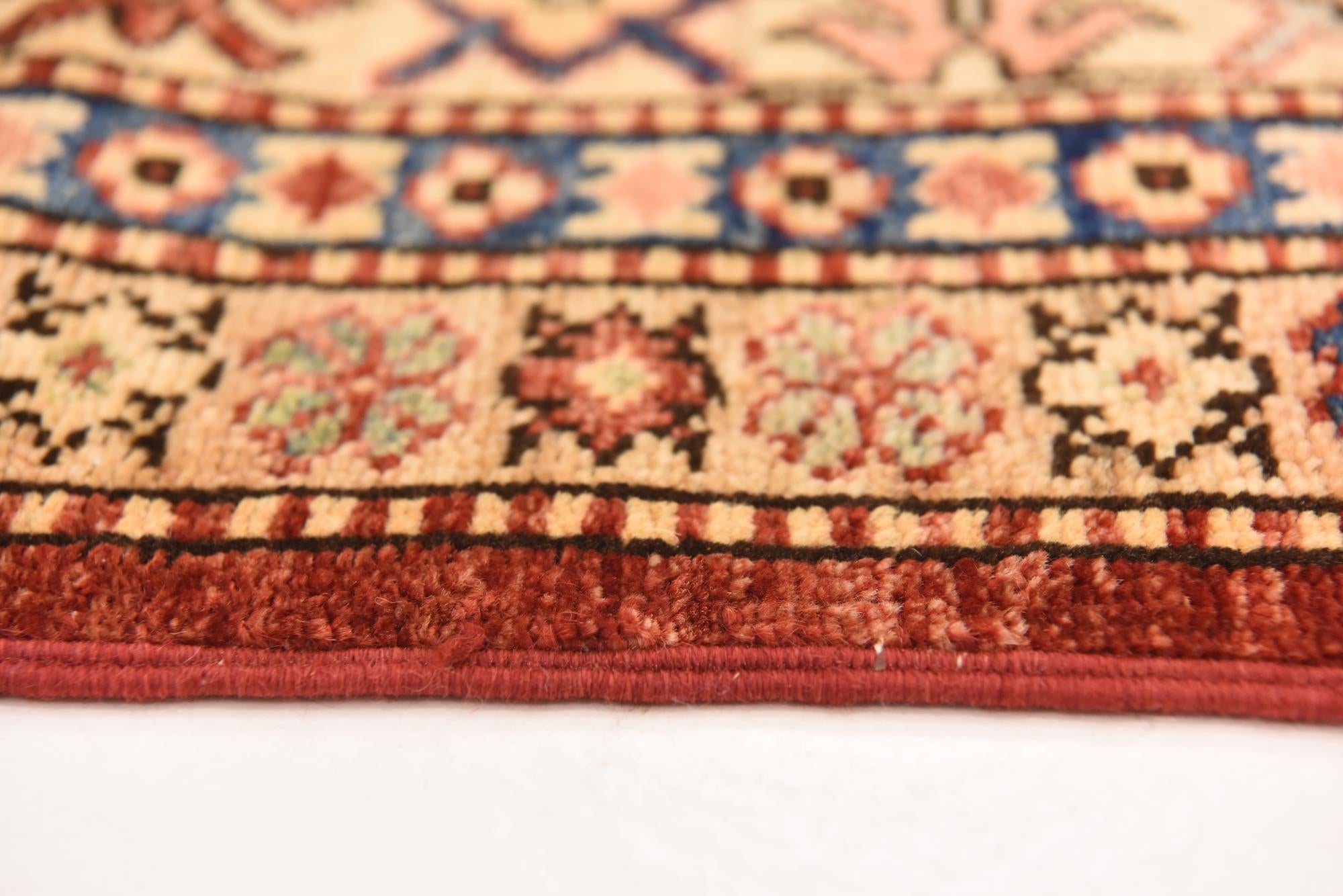 5' 9 x 7' 11 Hand Knotted Kazak Oriental Rug