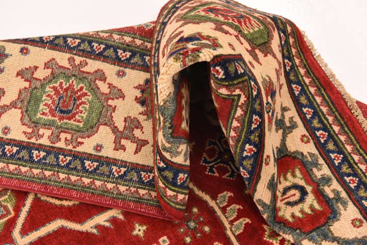 5' 8 x 7' 10 Hand Knotted Kazak Rug