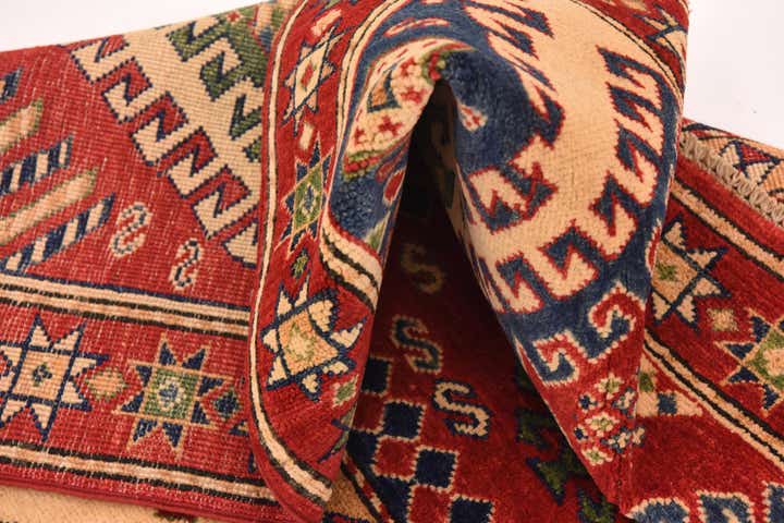 5' 8 x 7' 10 Hand Knotted Kazak Rug
