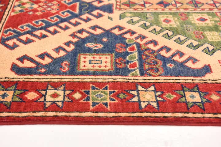 5' 8 x 7' 10 Hand Knotted Kazak Rug