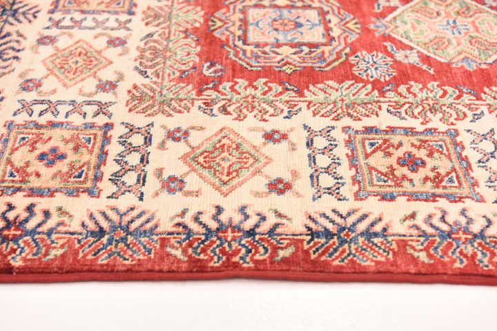 5' x 6' 8 Hand Knotted Kazak Oriental Rug