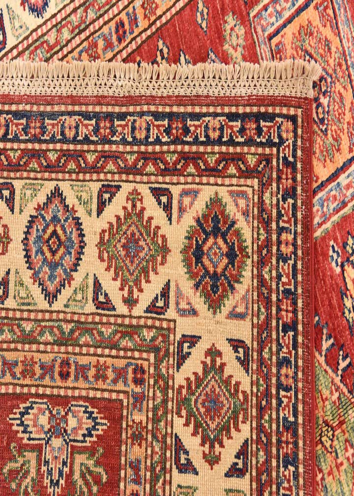 4' 11 x 6' 7 Hand Knotted Kazak Oriental Rug