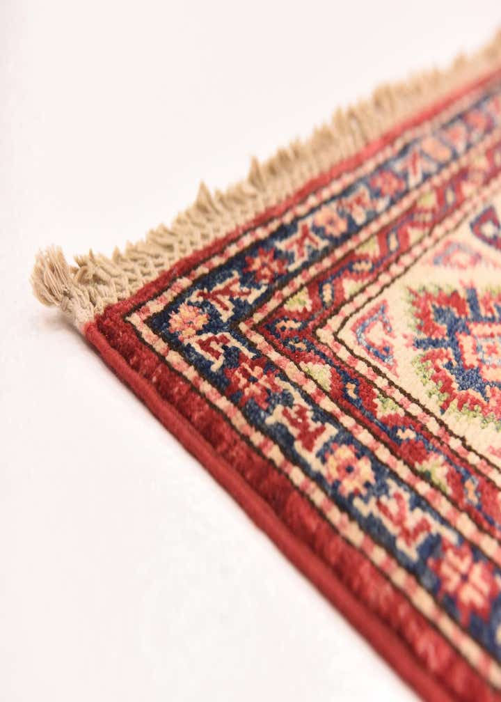 4' 11 x 6' 7 Hand Knotted Kazak Oriental Rug