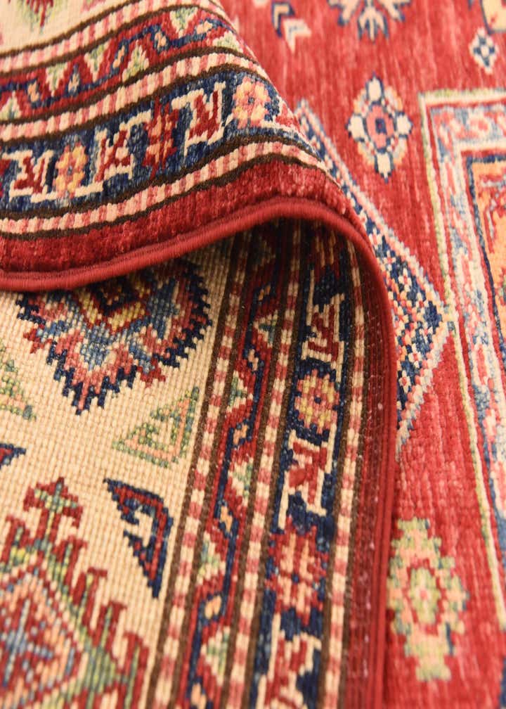 4' 11 x 6' 7 Hand Knotted Kazak Oriental Rug
