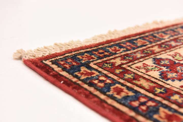 4' 11 x 6' 3 Hand Knotted Kazak Oriental Rug