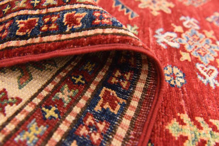 4' 11 x 6' 3 Hand Knotted Kazak Oriental Rug