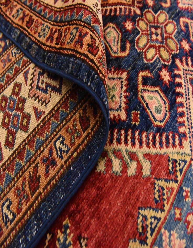 Detail image of 5' x 6' 6  Hand Knotted Kazak Oriental Rug