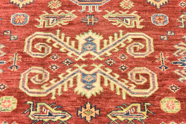 5' 8 x 7' 10 Hand Knotted Kazak Oriental Rug