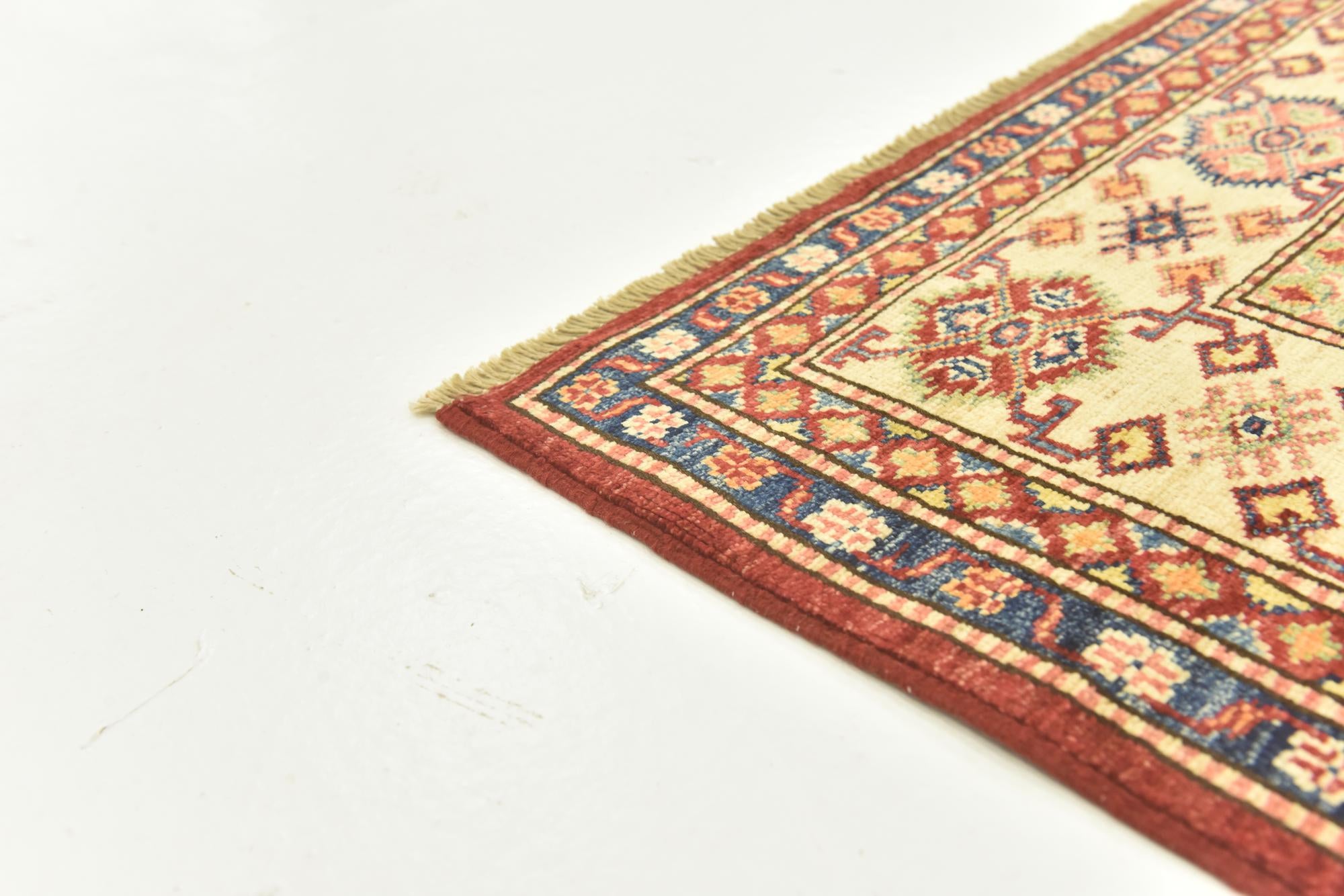 5' 8 x 7' 10 Hand Knotted Kazak Oriental Rug