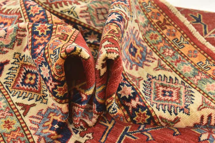 5' 10 x 8' Hand Knotted Kazak Oriental Rug