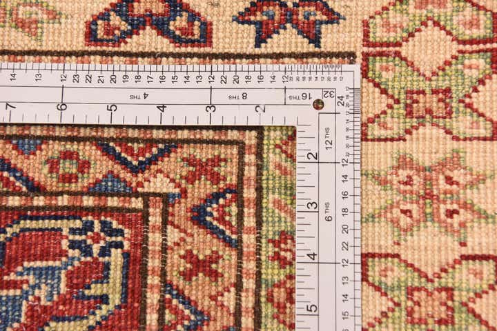 4' 11 x 6' 6 Hand Knotted Kazak Oriental Rug