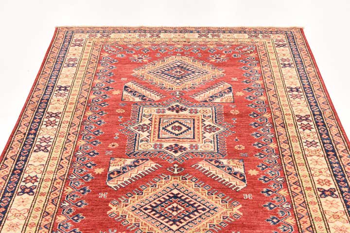 4' 11 x 6' 6 Hand Knotted Kazak Oriental Rug