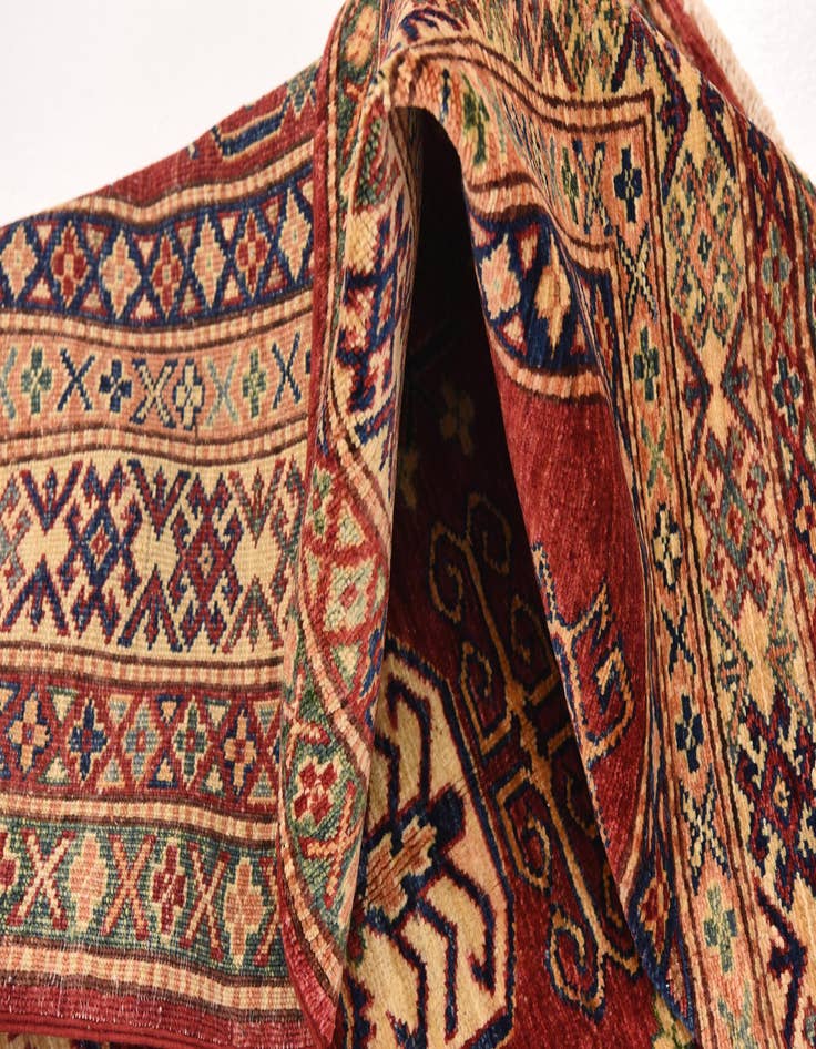 Detail image of 4' 11 x 6' 7 Hand Knotted Kazak Oriental Rug