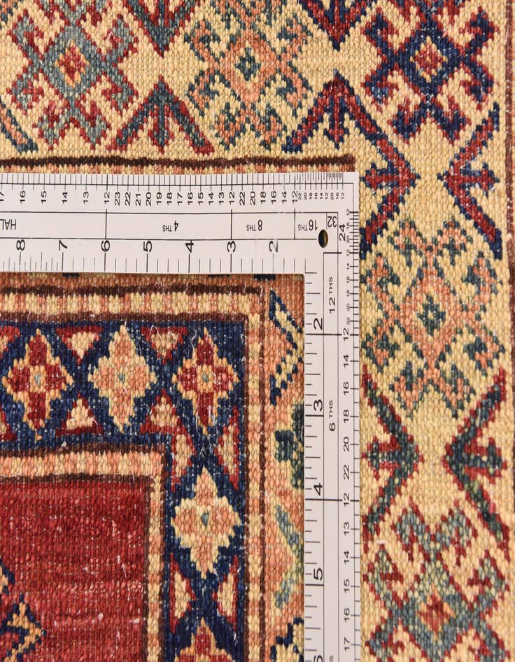 Detail image of 4' 11 x 6' 7 Hand Knotted Kazak Oriental Rug