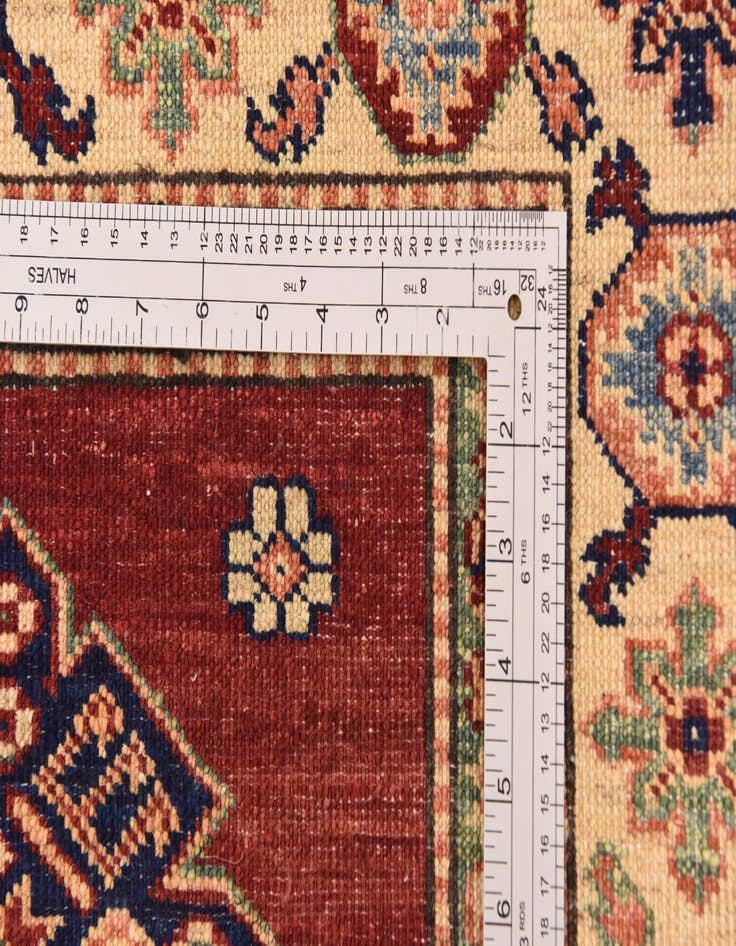 Detail image of 4' 10 x 6' 4 Hand Knotted Kazak Oriental Rug