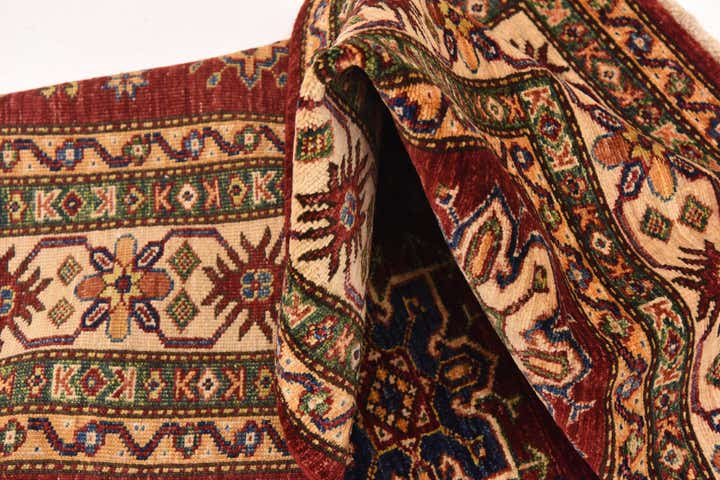 4' 11 x 6' 11 Hand Knotted Kazak Oriental Rug