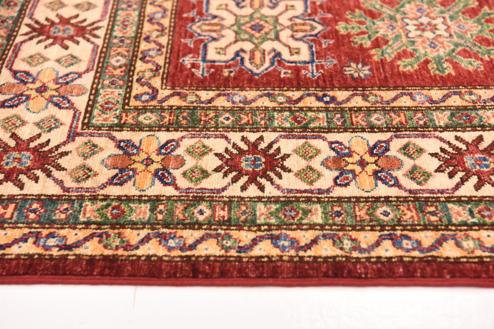 4' 11 x 6' 11 Hand Knotted Kazak Oriental Rug