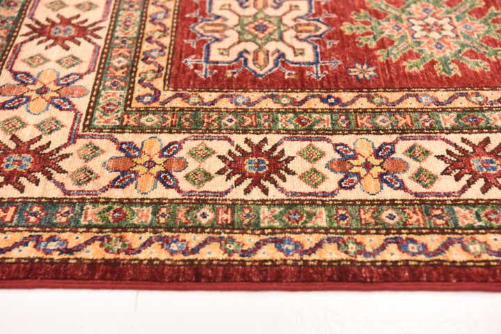 4' 11 x 6' 11 Hand Knotted Kazak Oriental Rug