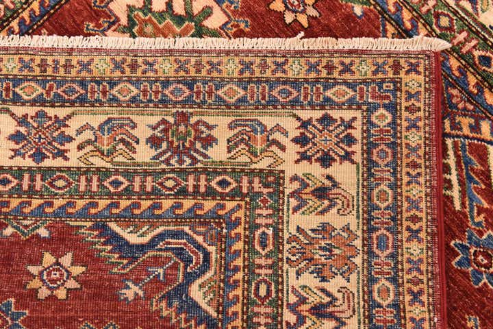 4' 10 x 6' 8 Hand Knotted Kazak Oriental Rug