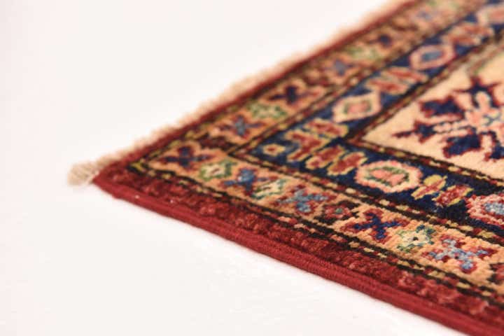 5' x 6' 6 Hand Knotted Kazak Oriental Rug