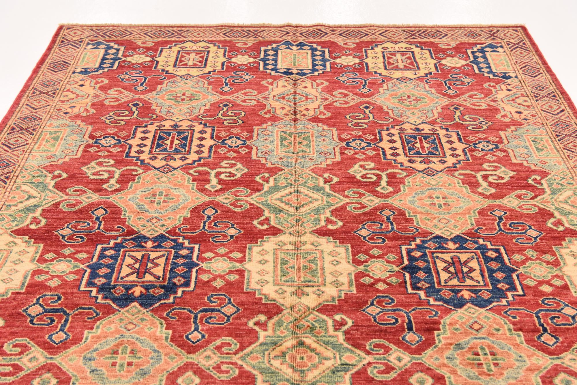 4' 10 x 6' 8 Hand Knotted Kazak Oriental Rug