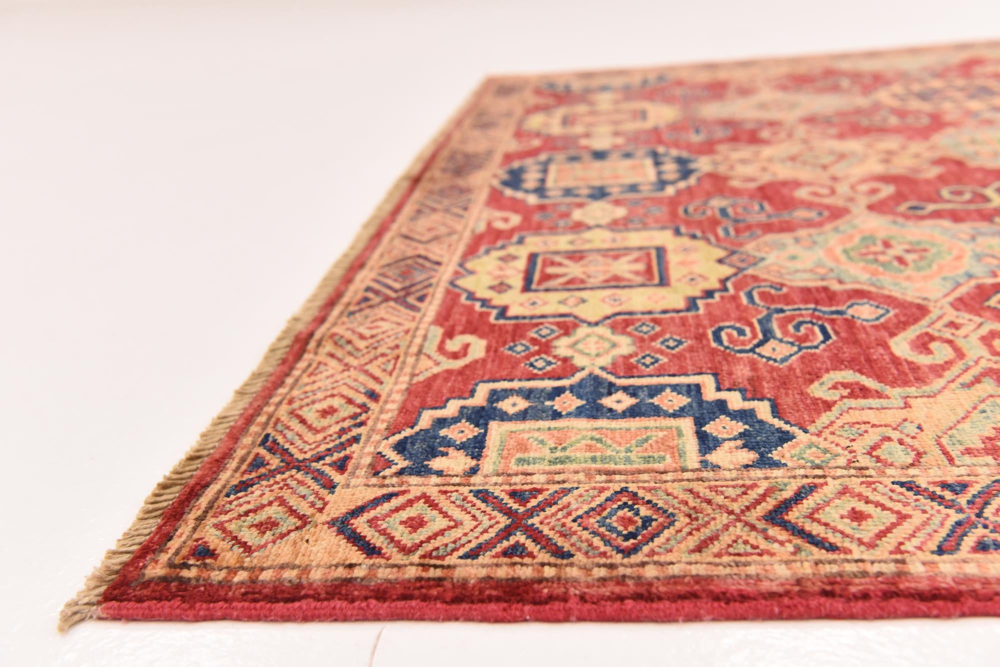 4' 10 x 6' 8 Hand Knotted Kazak Oriental Rug