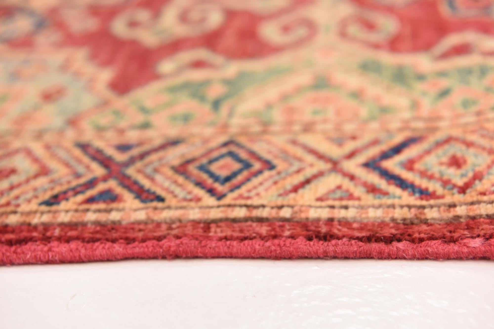 4' 10 x 6' 8 Hand Knotted Kazak Oriental Rug