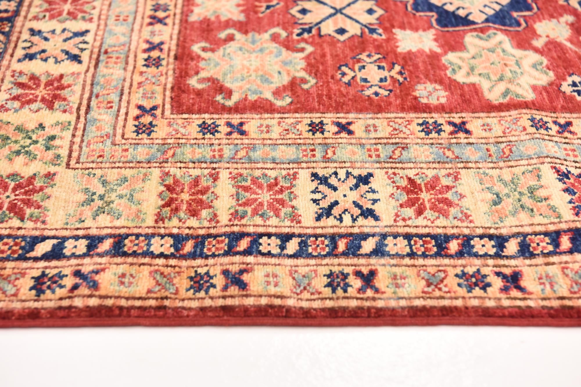 4' 11 x 6' 8 Hand Knotted Kazak Oriental Rug