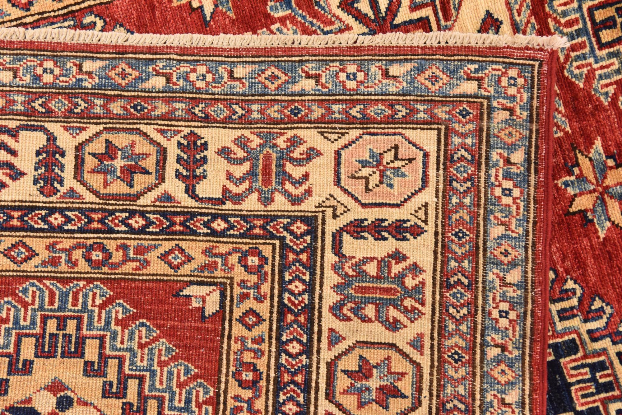 4' 11 x 6' 6 Hand Knotted Kazak Oriental Rug