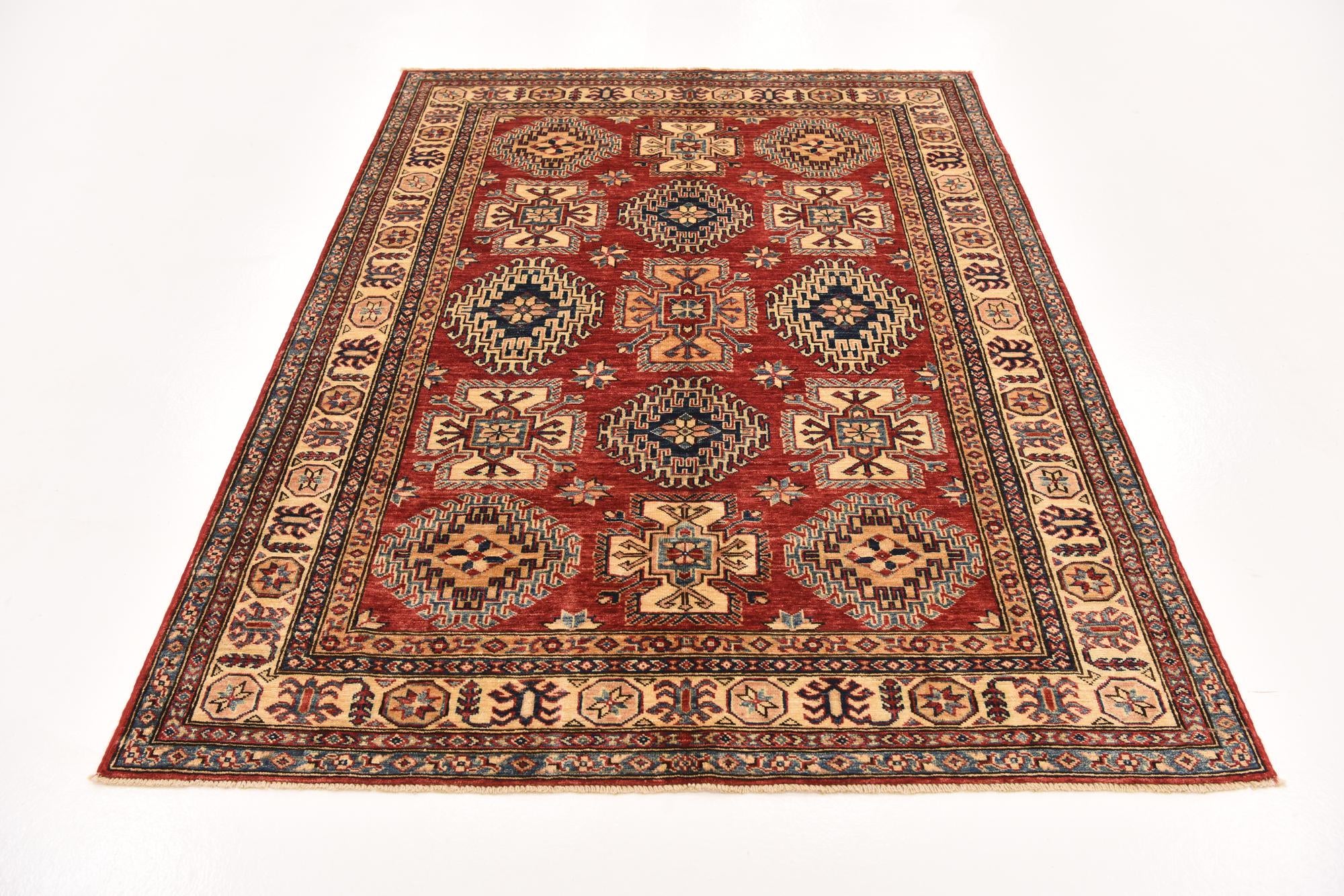 4' 11 x 6' 6 Hand Knotted Kazak Oriental Rug