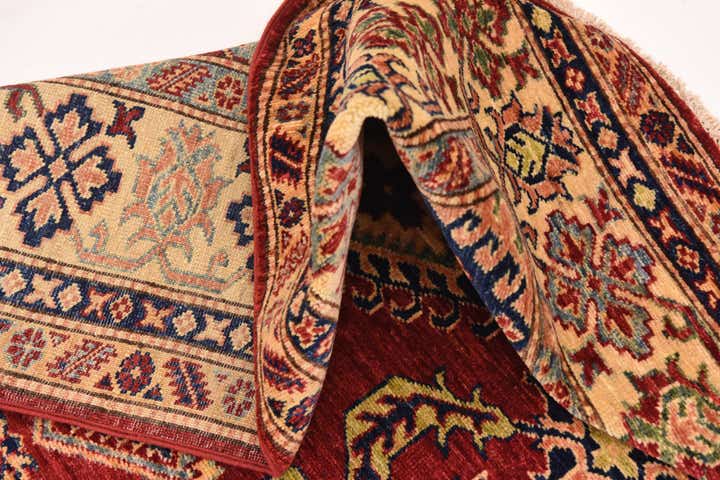 5' 7 x 7' 9 Hand Knotted Kazak Oriental Rug