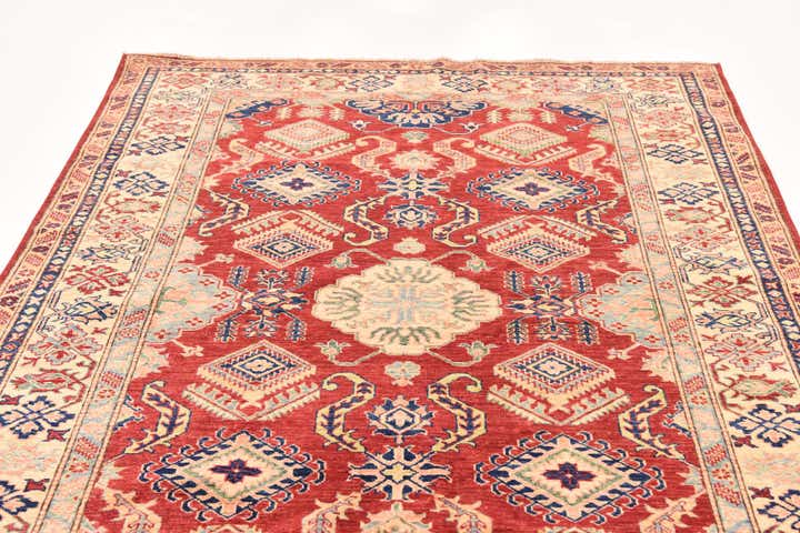 5' 7 x 7' 9 Hand Knotted Kazak Oriental Rug
