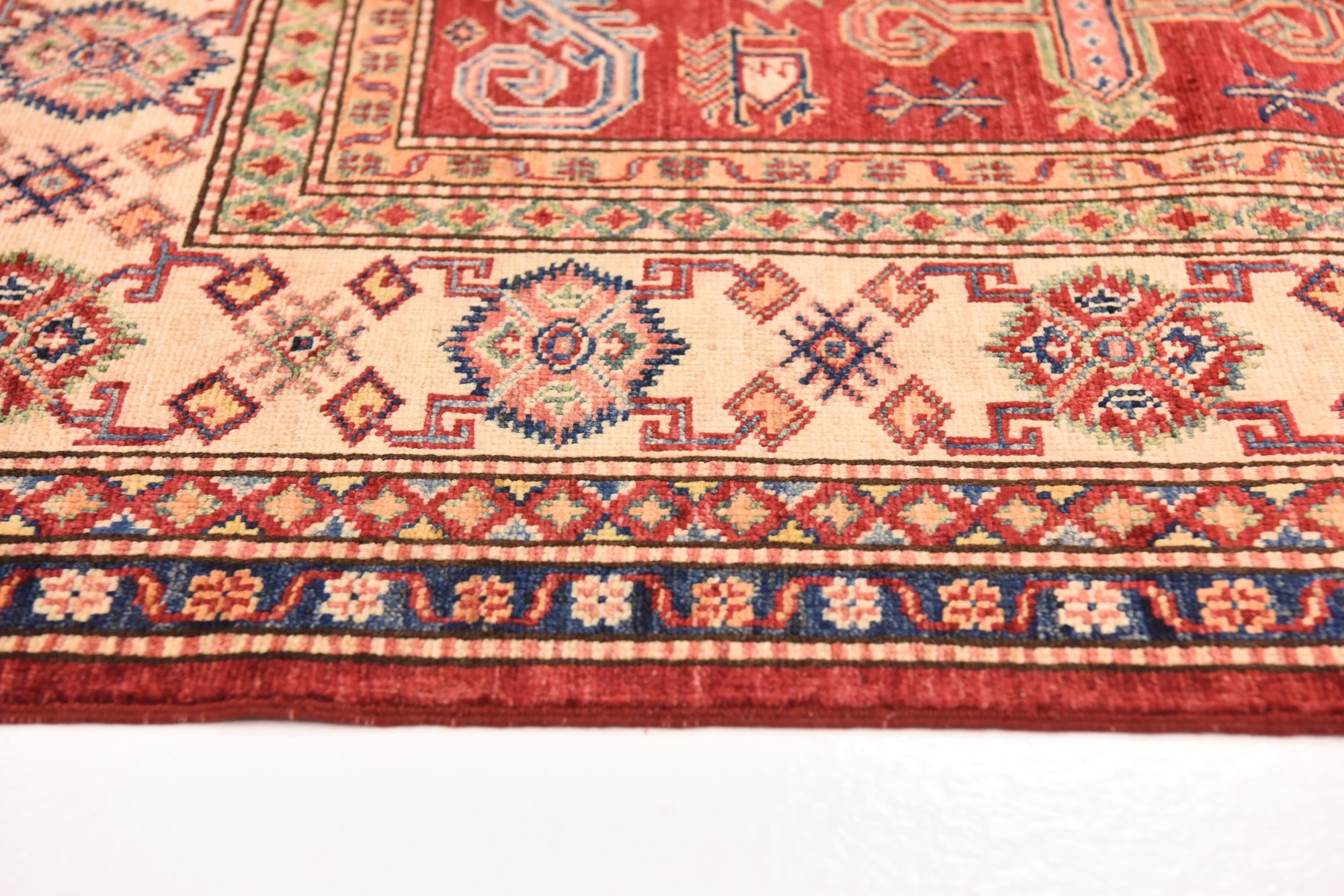 5' 9 x 8' 2 Hand Knotted Kazak Oriental Rug
