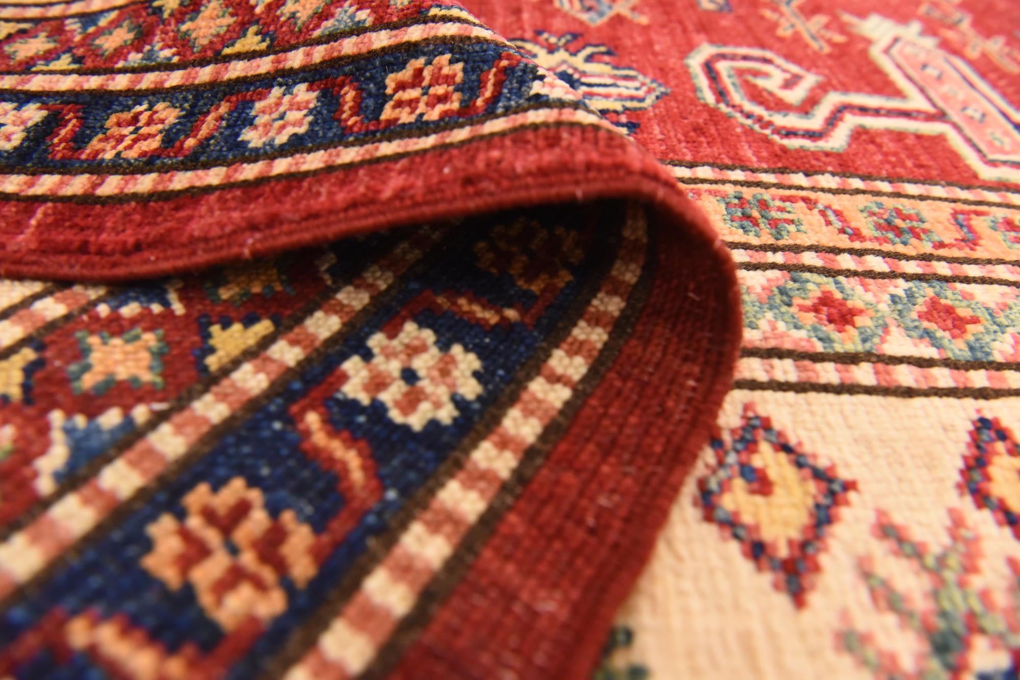 5' 9 x 8' 2 Hand Knotted Kazak Oriental Rug