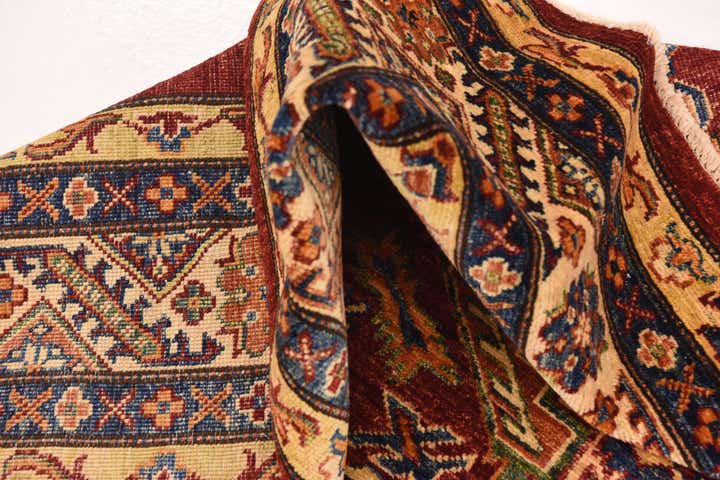 5' 8 x 7' 7 Hand Knotted Kazak Oriental Rug