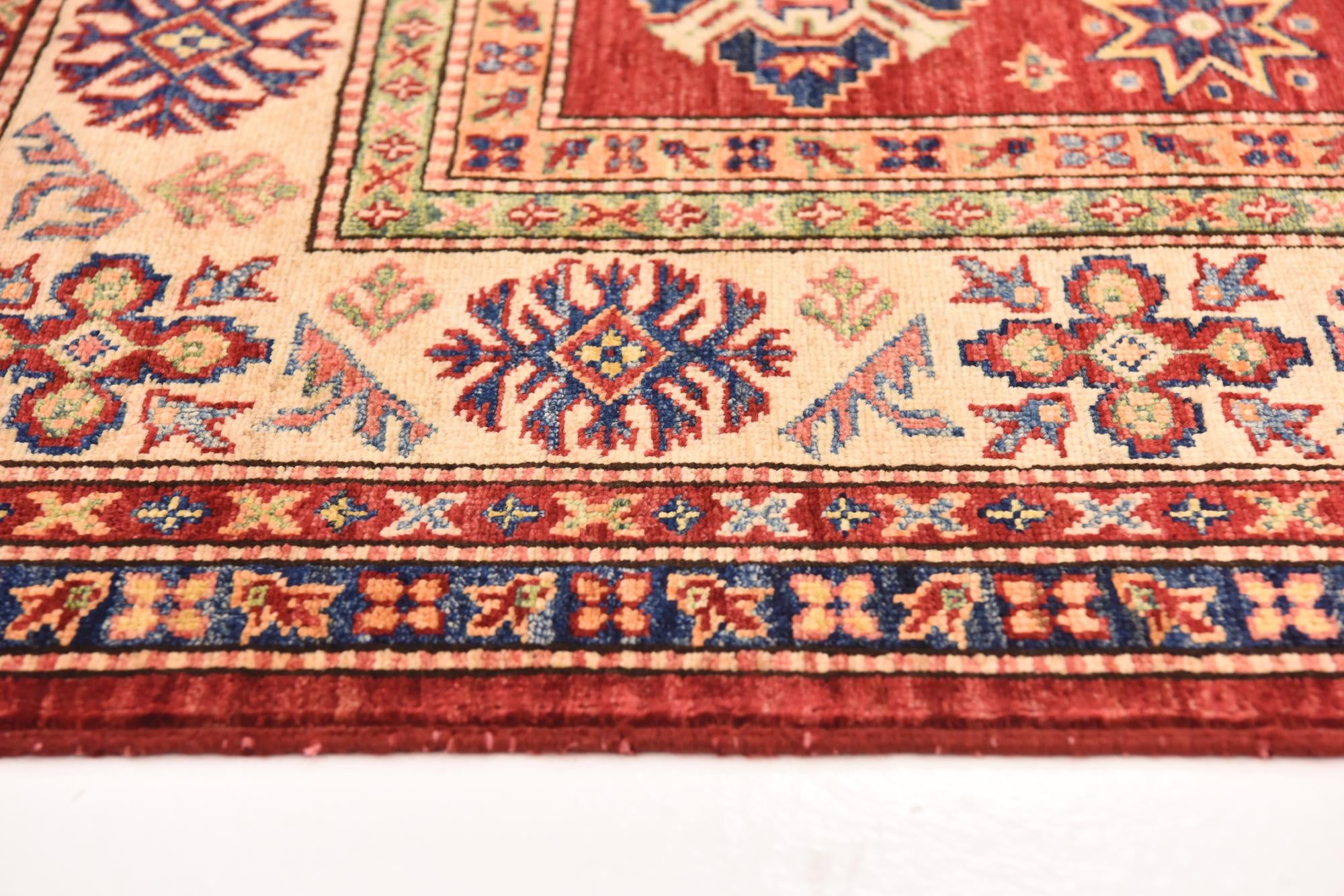5' 8 x 7' 10 Hand Knotted Kazak Oriental Rug