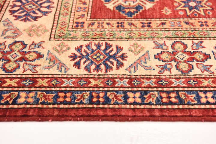 5' 8 x 7' 10 Hand Knotted Kazak Oriental Rug