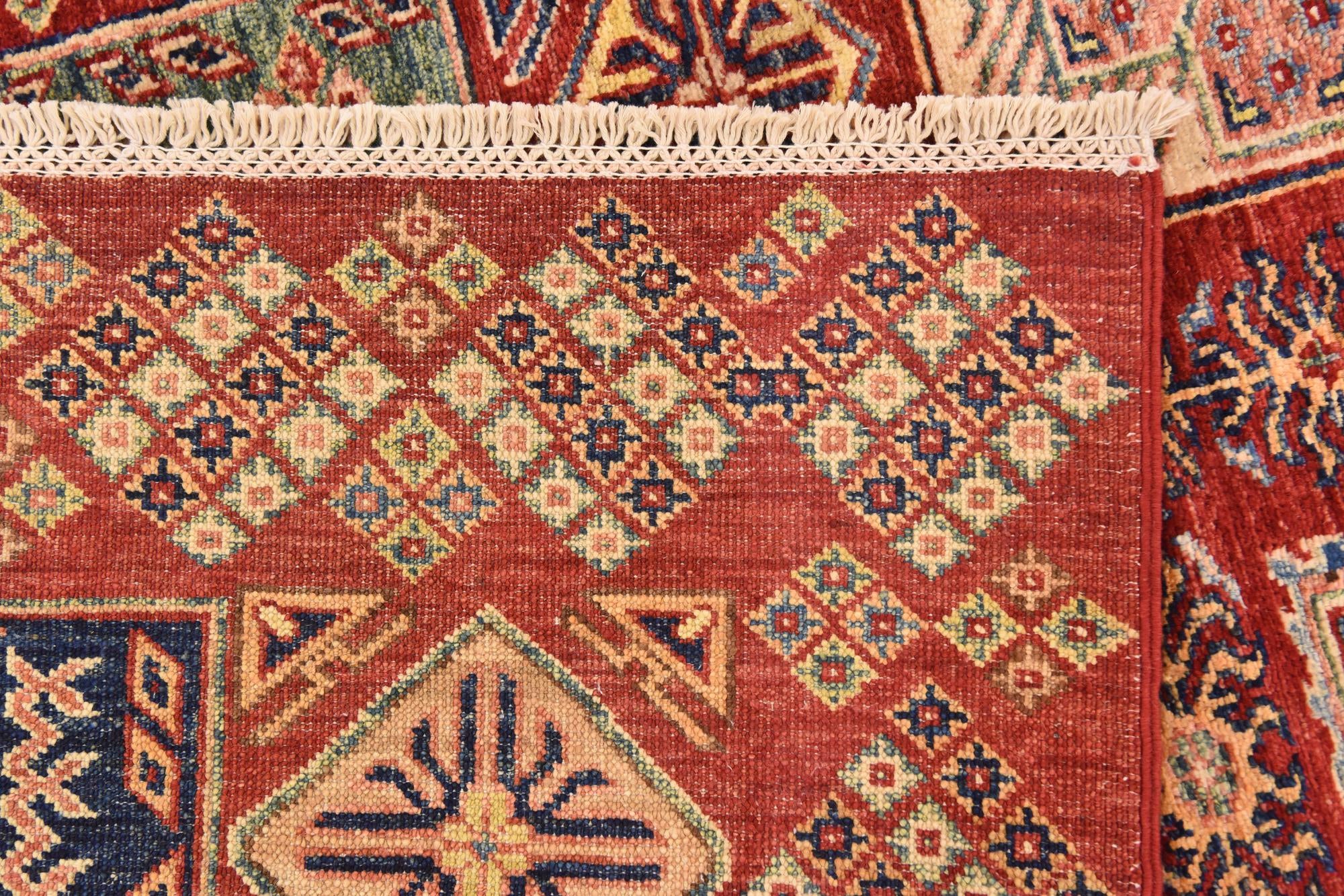 5' 6 x 7' 10 Hand Knotted Kazak Oriental Rug