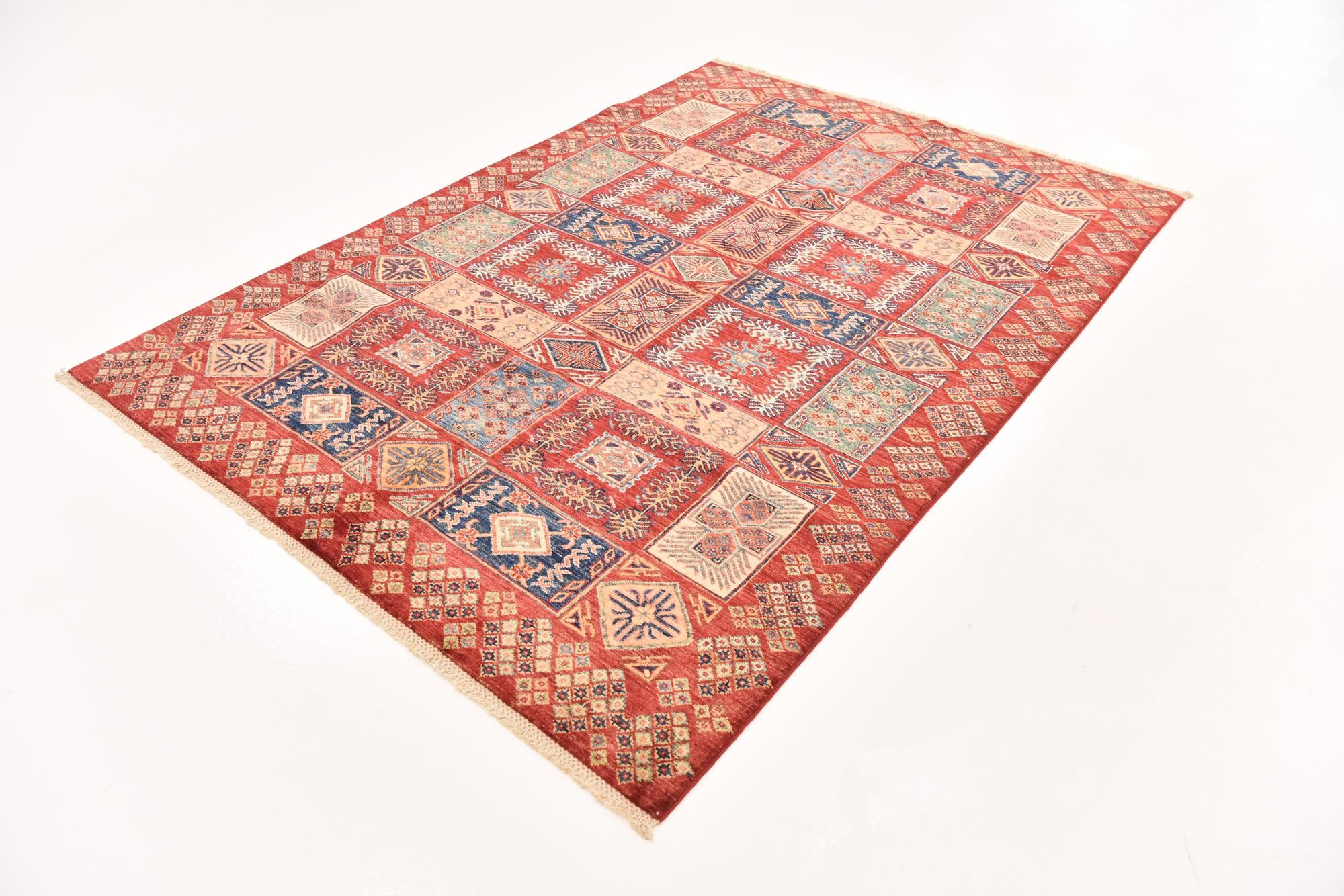 5' 6 x 7' 10 Hand Knotted Kazak Oriental Rug