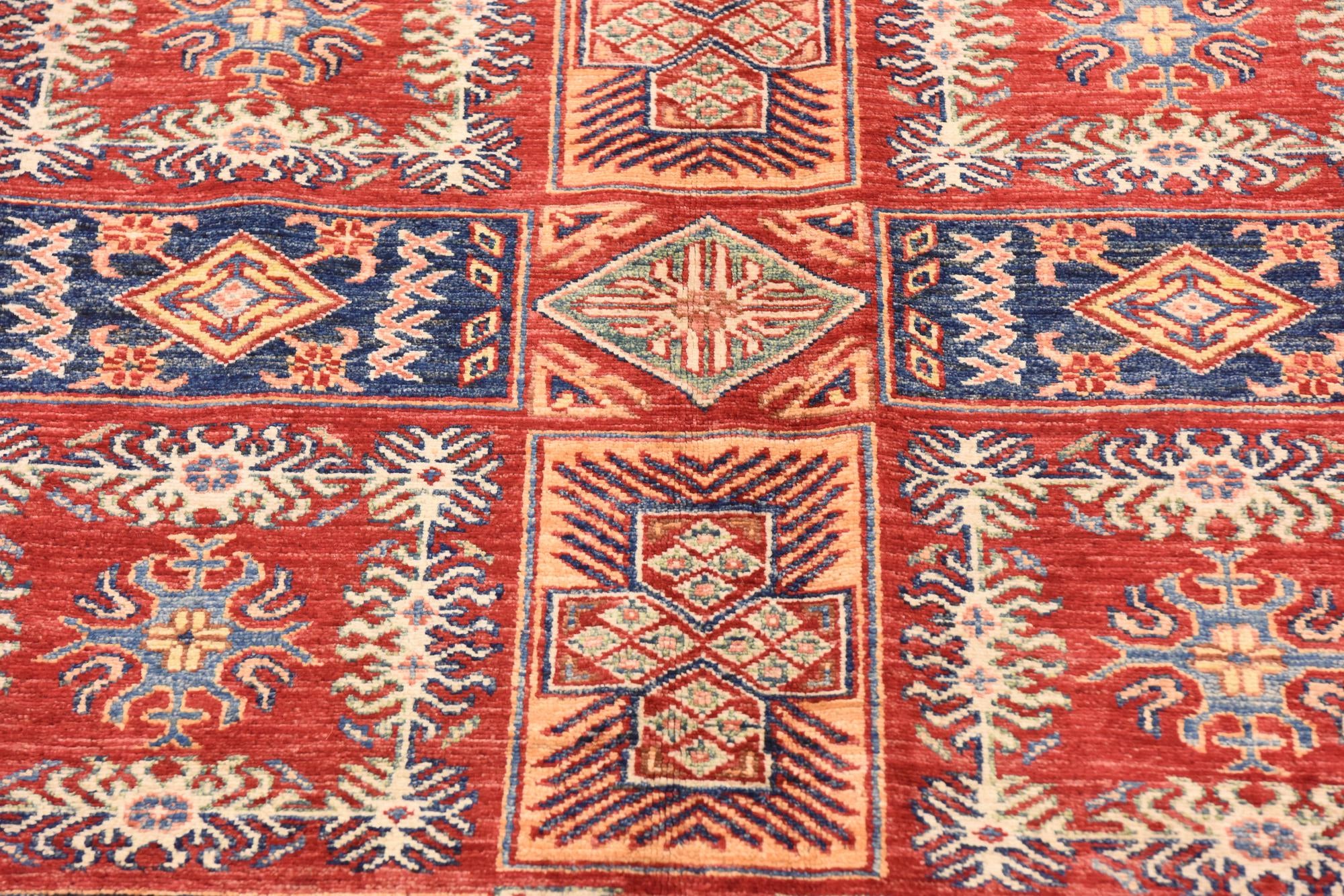 5' 6 x 7' 10 Hand Knotted Kazak Oriental Rug