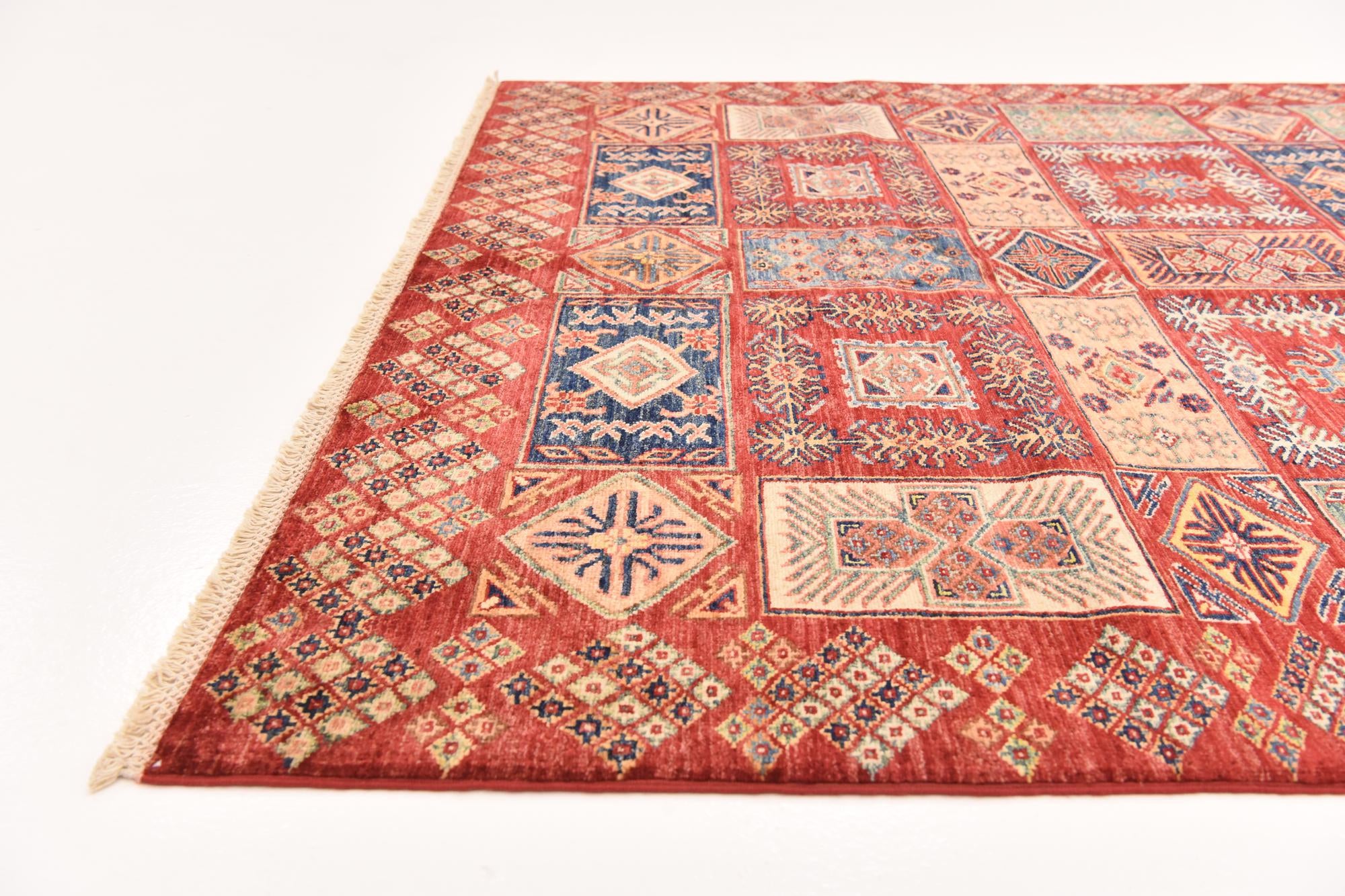 5' 6 x 7' 10 Hand Knotted Kazak Oriental Rug